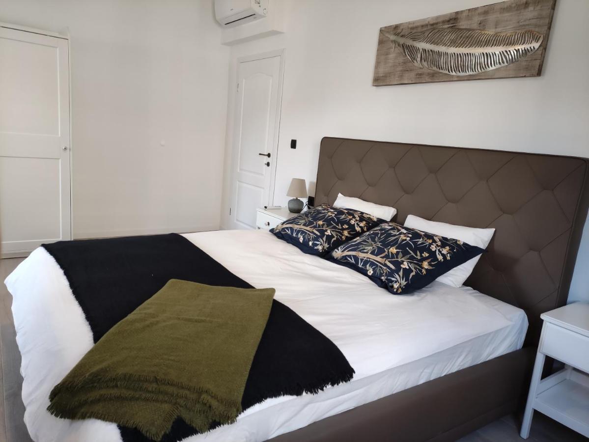 Apartvilla Castropola Exteriér fotografie