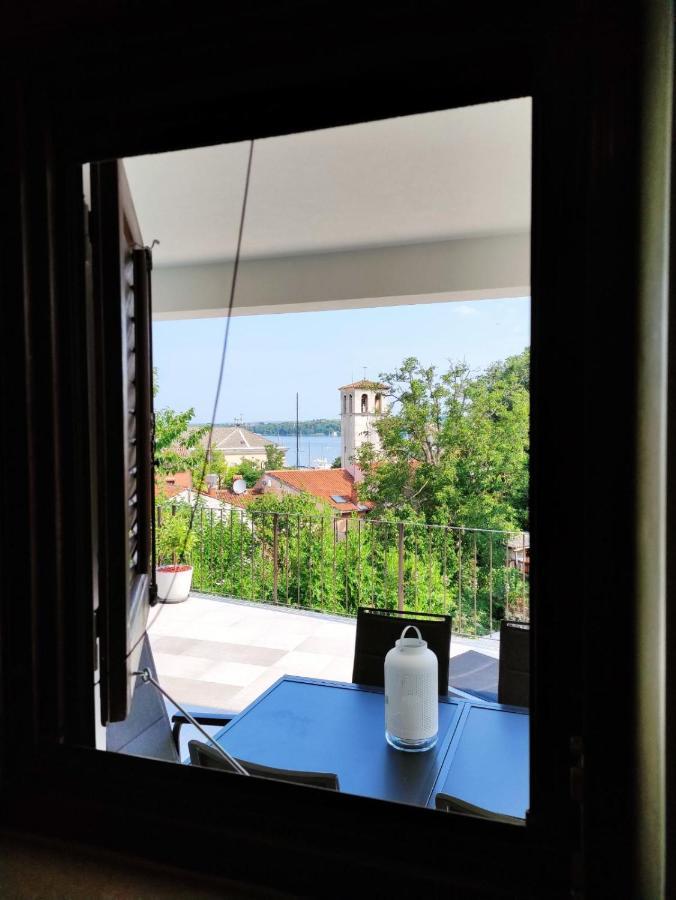 Apartvilla Castropola Exteriér fotografie