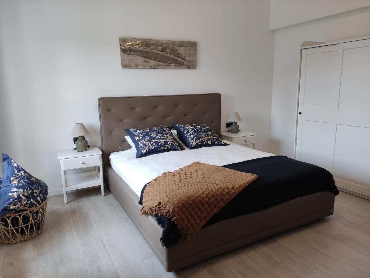 Apartvilla Castropola Exteriér fotografie