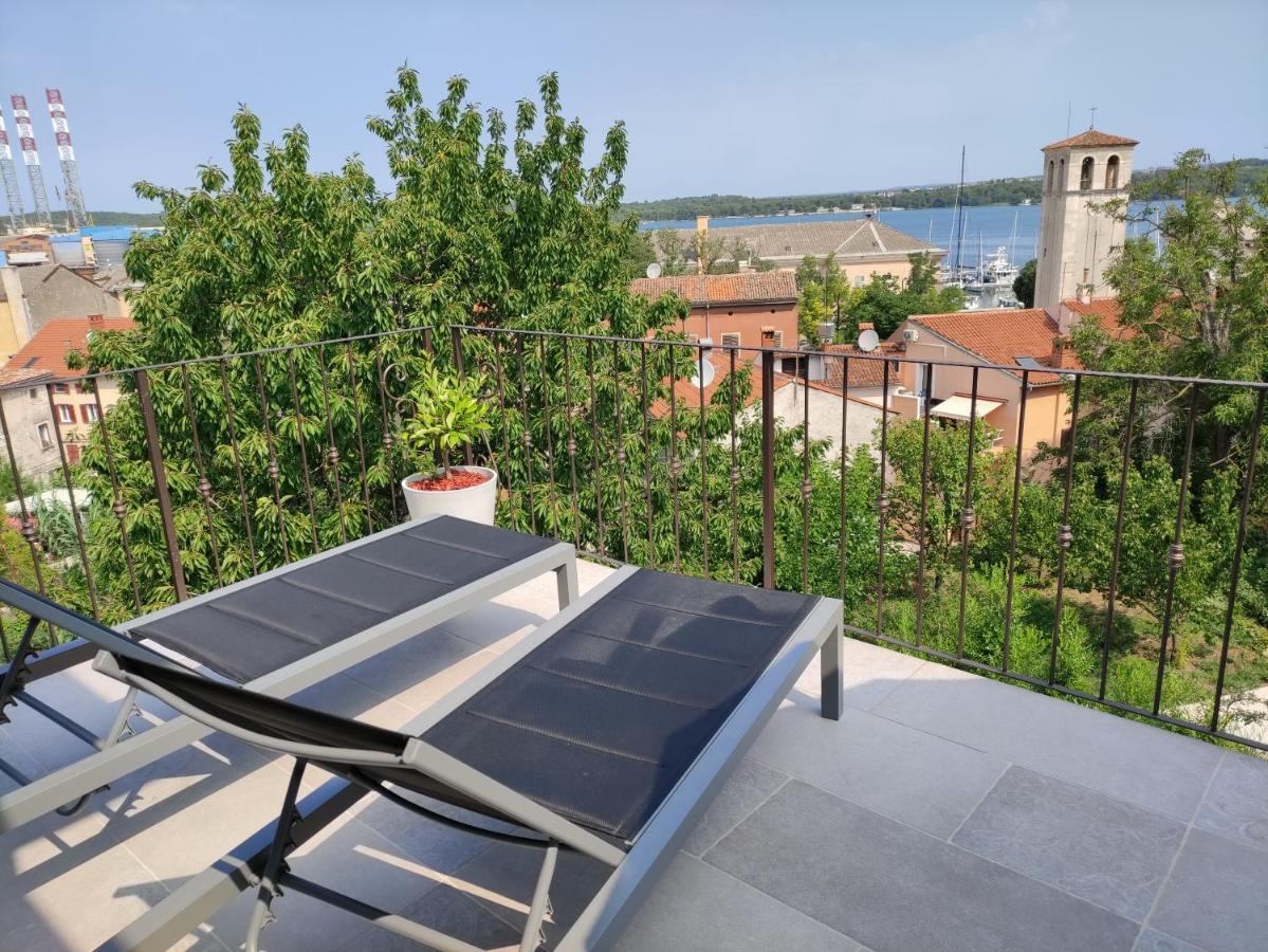 Apartvilla Castropola Exteriér fotografie